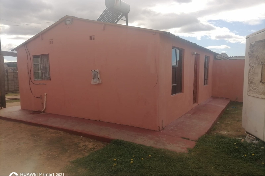 2 Bedroom Property for Sale in Zwide Eastern Cape